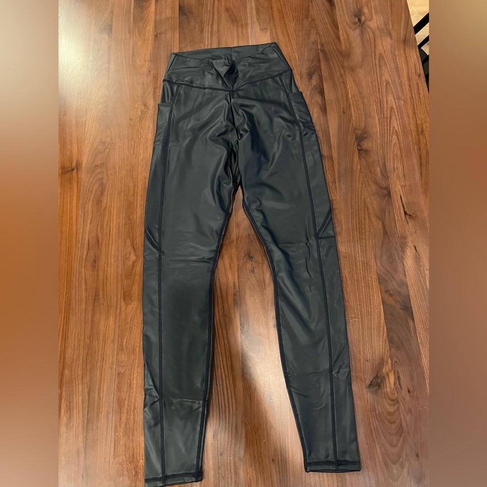 4 for $20 NWOT Faux Leather Leggings Side Pockets - Dark Blue/Black - S